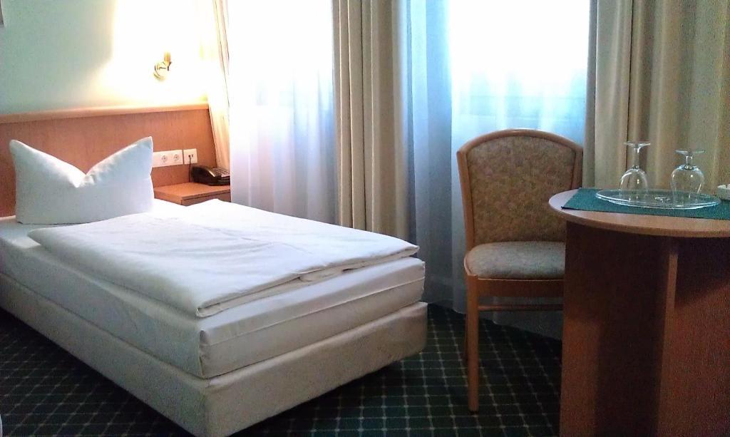 Hotel "Helle Mitte" ברלין חדר תמונה